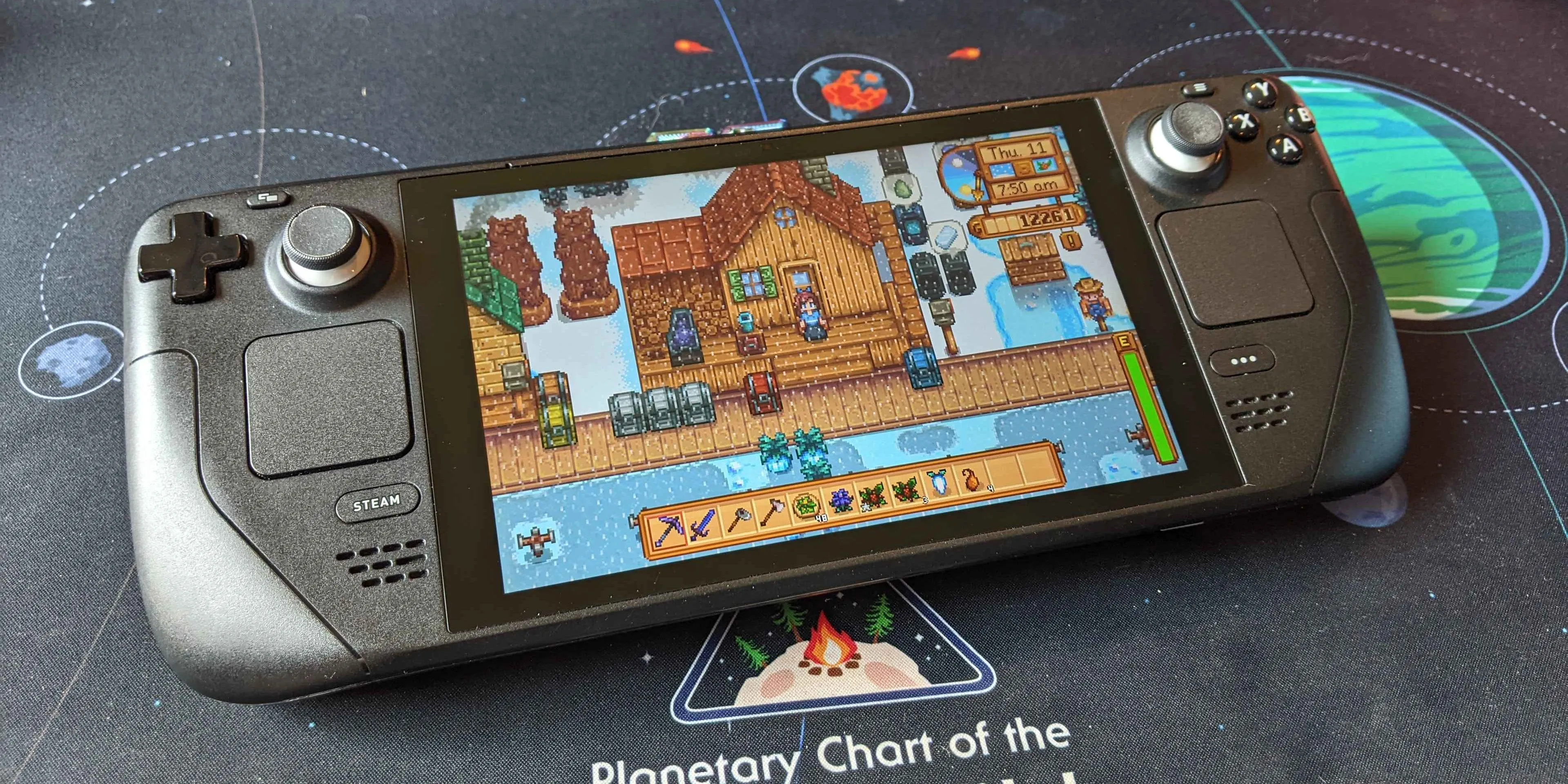Game Stardew Valley hiển thị trên màn hình máy Steam Deck
