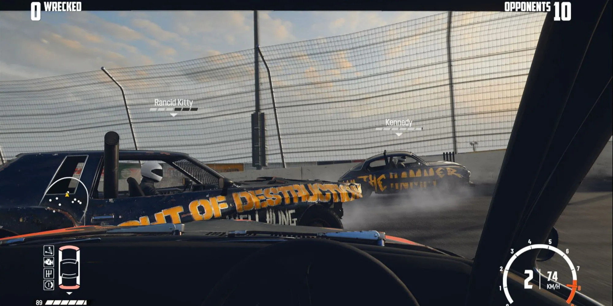 Một chiếc xe cổ điển tham gia vào cuộc đua phá hủy trong Wreckfest